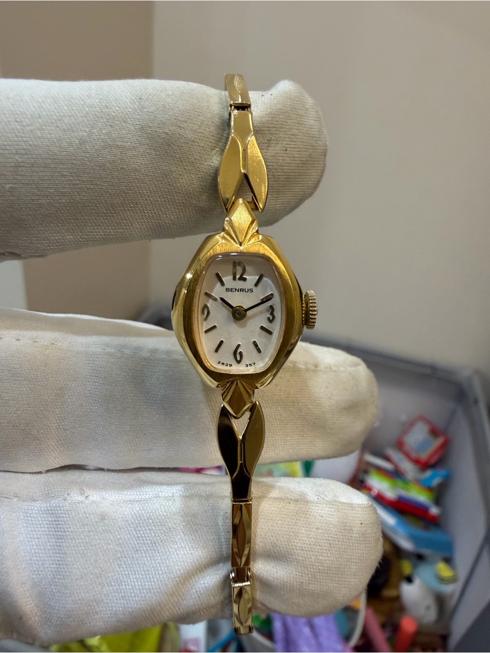 Vintage Benrus Womens Cocktail Watch Gold Tone Armitron Back Case 2629 357